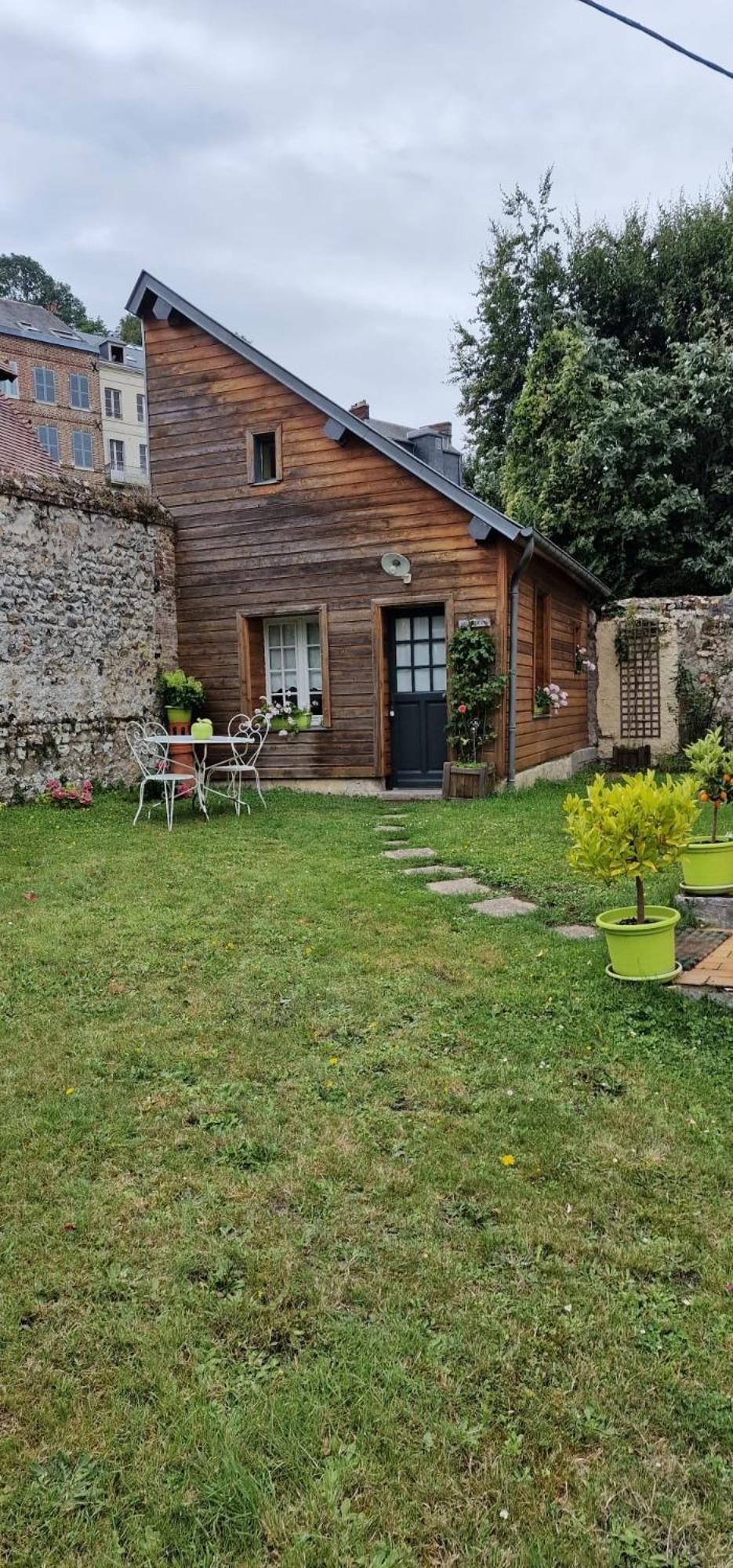 Honfleur A Deux Bed & Breakfast Exterior photo